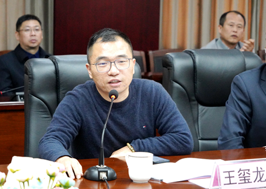 致遠科技為蘆溪中學(xué)校慶捐贈100萬，支持母校發(fā)展